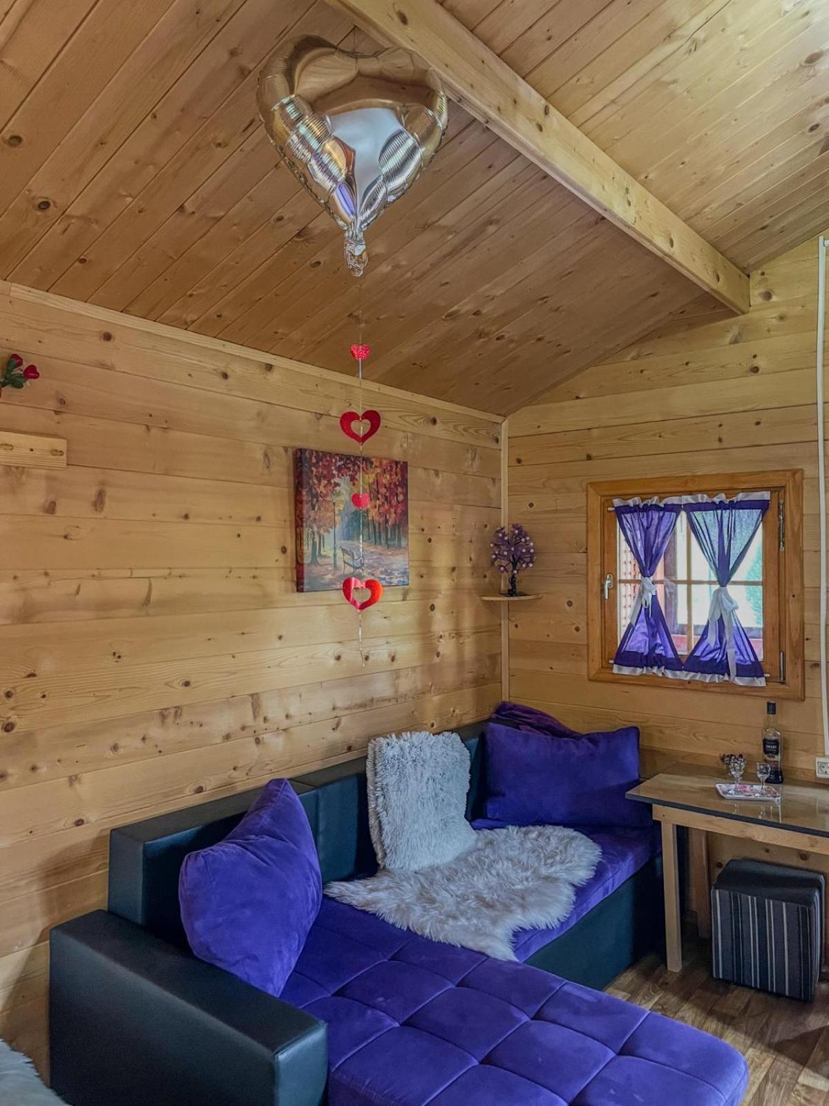 Cottage La Sierra With Jacuzzi Korenica Exterior foto